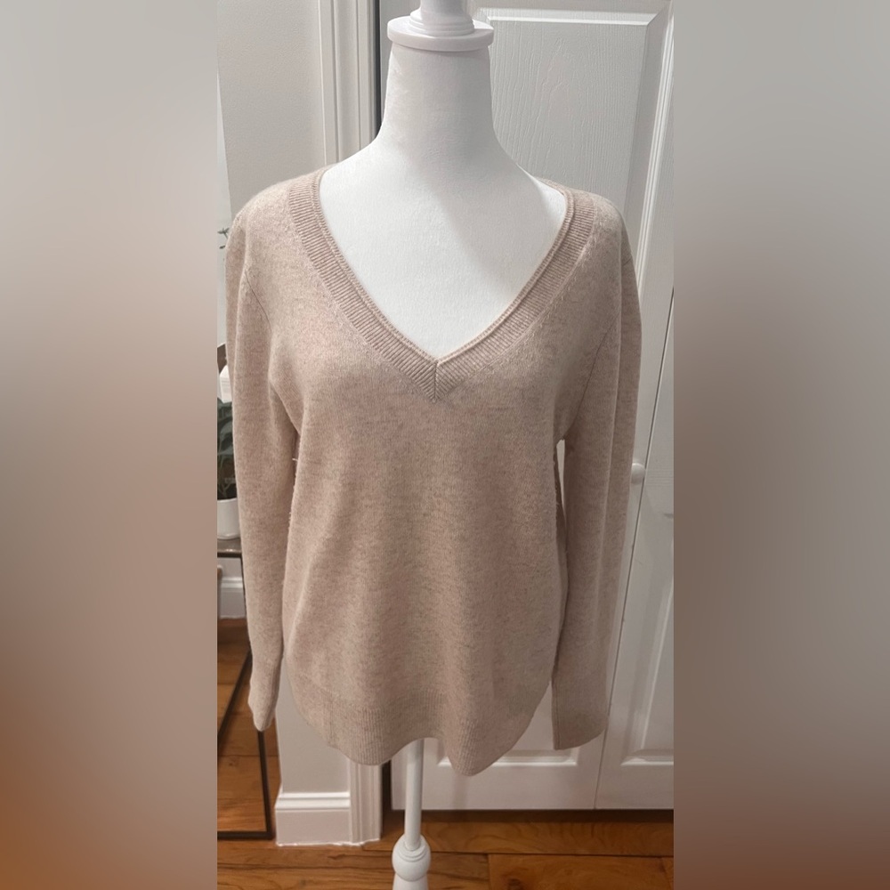Halogen VNeck Cashmere Sweater | M | Oatmeal - Picture 2 of 10